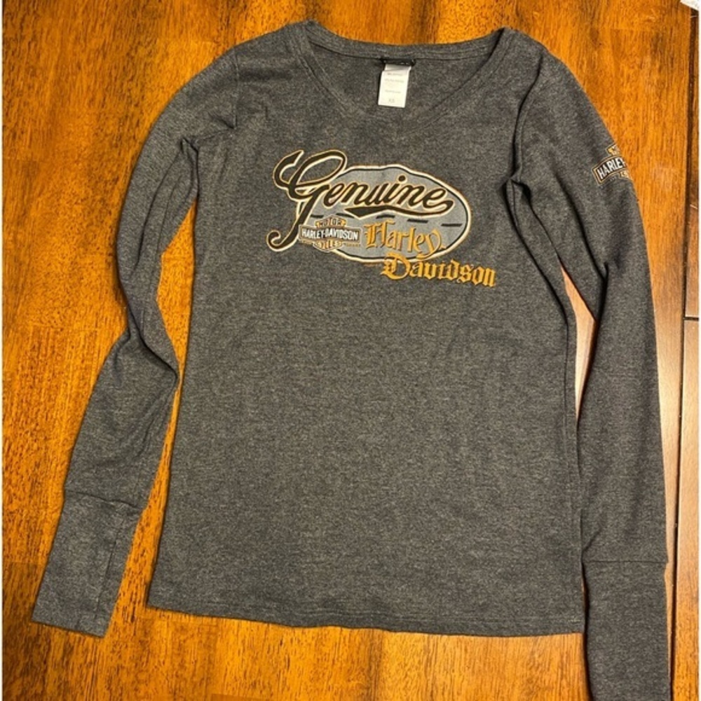 Women’s Harley Davidson, long sleeve tee. Size‎ extra small  from Kauai Hawaii.